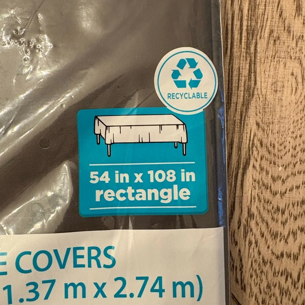 🍒4/$15 NWT Celebrate Black Rectangle Table Covers Value 4 Pack
